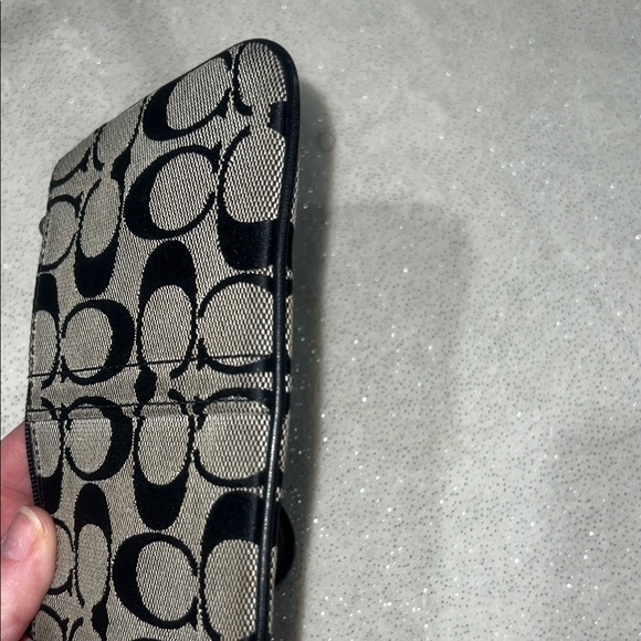 Coach Black and Cream Patterned Wristlet - Picture 5 of 7